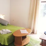 Delic * Stari Grad (Hvar)
